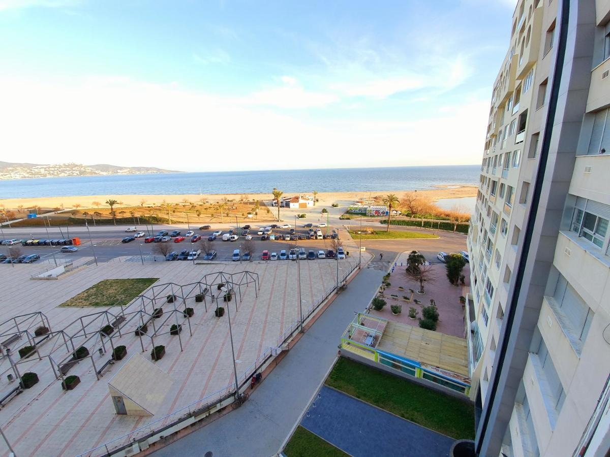 Apartamento Karina Beach-3 艾姆布里亚布拉瓦 外观 照片