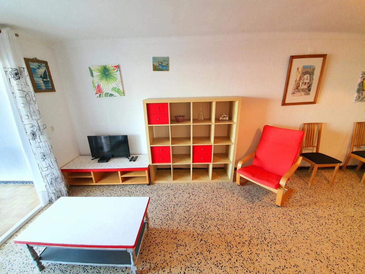 Apartamento Karina Beach-3 艾姆布里亚布拉瓦 外观 照片